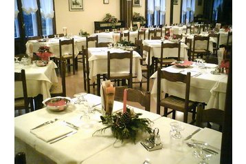 Италия Hotel Castione della Presolana, Екстериор